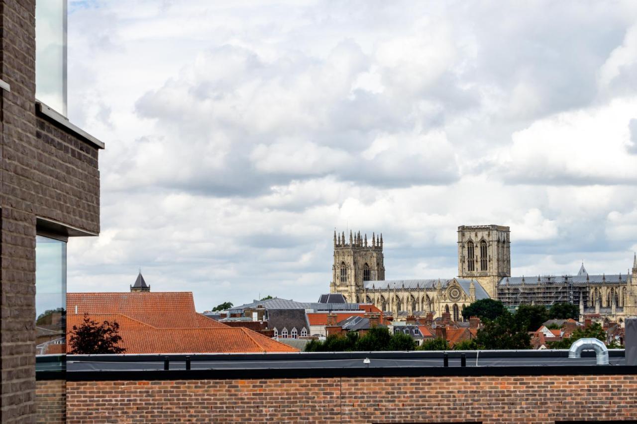Minster View Residence @ Ryedale House York Exteriör bild