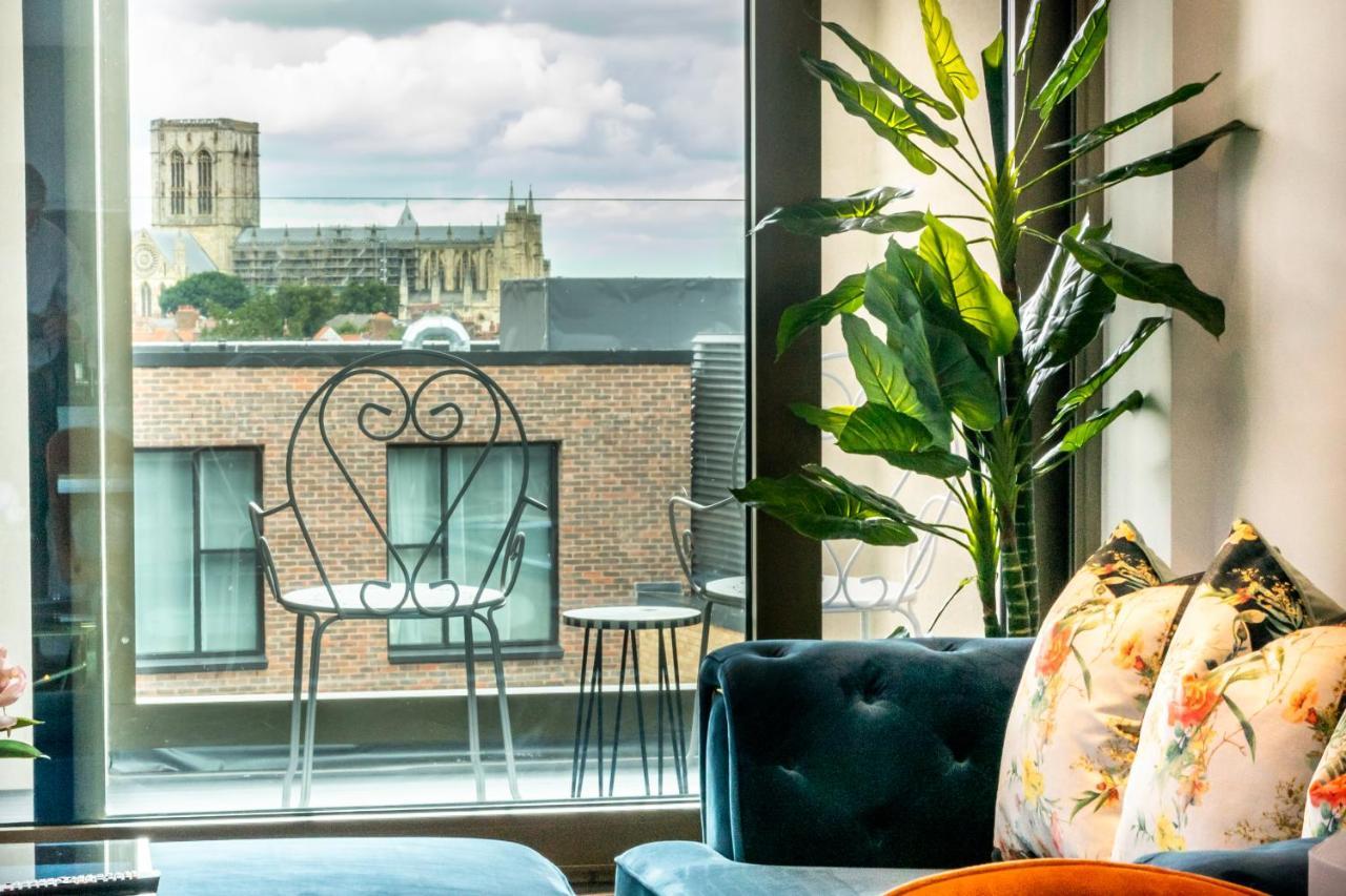 Minster View Residence @ Ryedale House York Exteriör bild